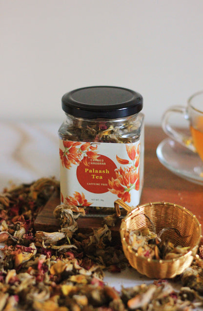 Palaash herbal tea with dried Palaash flowers and sweet notes, caffeine-free Ayurvedic floral tea blend.